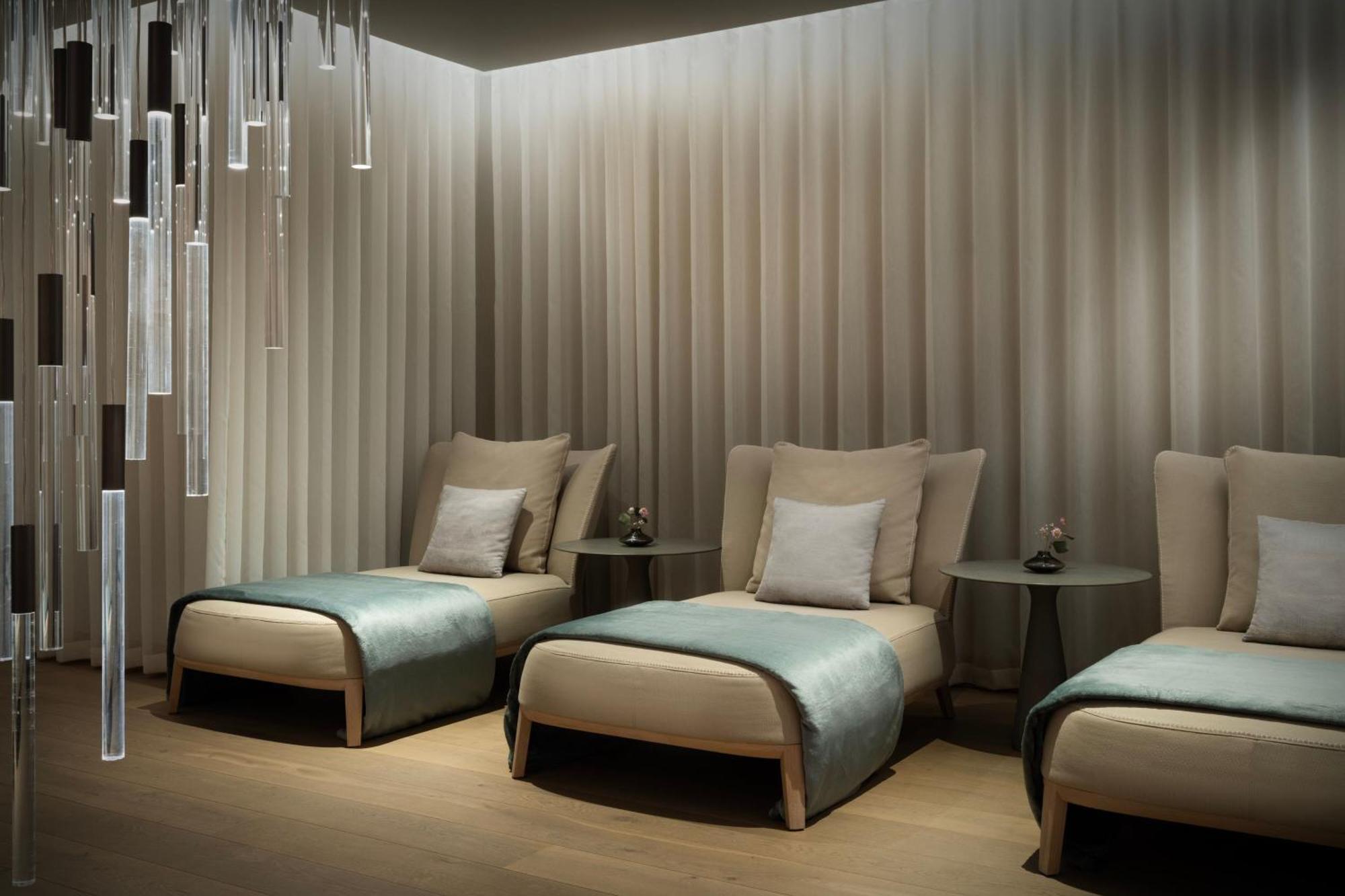 The Westin London City Екстериор снимка The relaxation room at The Spa at The Atlantis